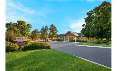 StorQuest Self Storage