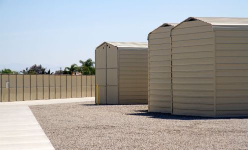 Derrel's Mini Storage