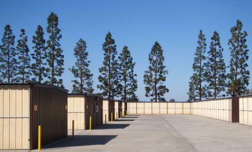 Derrel's Mini Storage