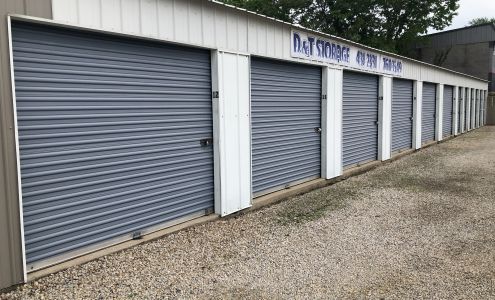 D & T Self Storage