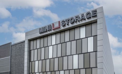 Mini U Storage