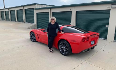 B & H Storage Rogersville