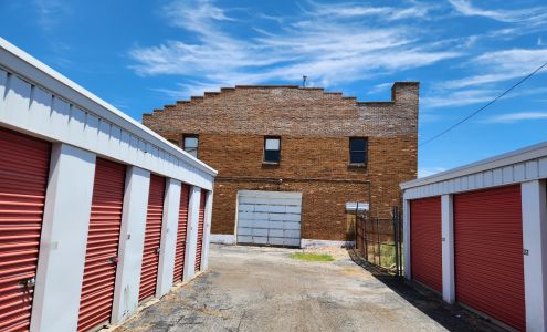 Pack-N-Stack Mini Storage of Springfield - Commercial St