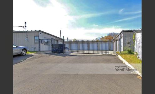 Storage Center of Olathe LC