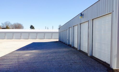 Versailles Storage Centre