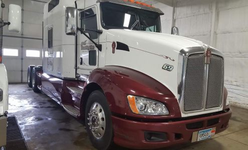 B&K Trucking, Inc 39024 Co Rd 186, Sauk Centre Minnesota 56378