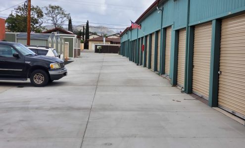 First Street Self Storage