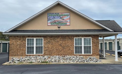 Shaw Parkway Storage