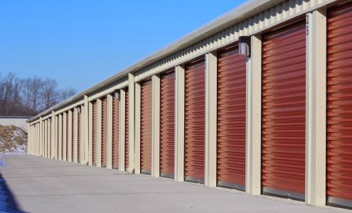 Store-N-Lock Storage & Packing - Lincoln Avenue