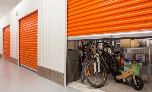 Jeffs Jam It In Storage