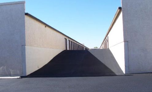 American Mini Storage