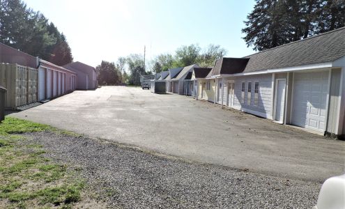 Okemos Storage & Warehouse Meridian