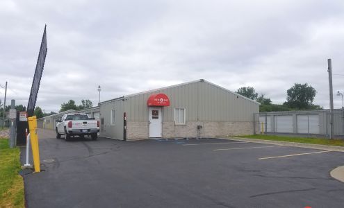 Storage Rentals of America