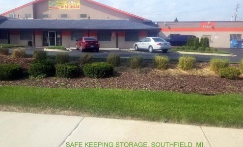 Safe Keeping Self Storage