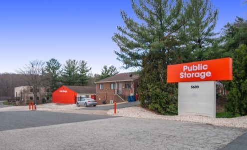 Public Storage