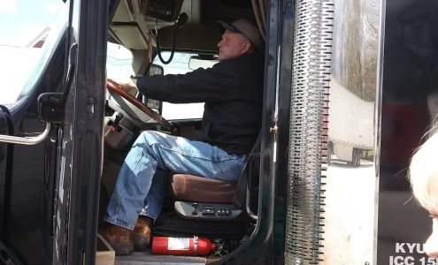 Gill Bill & George Truck Inc Somerset