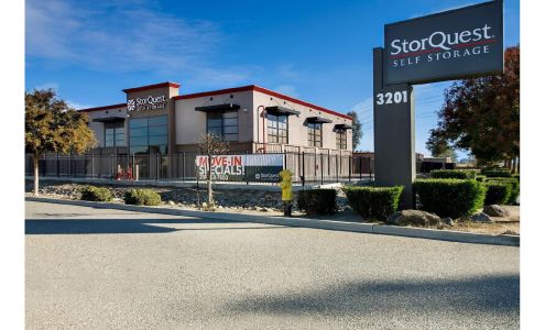 StorQuest Self Storage