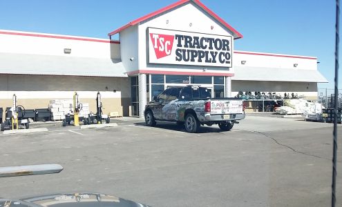 Tractor Supply Garden City