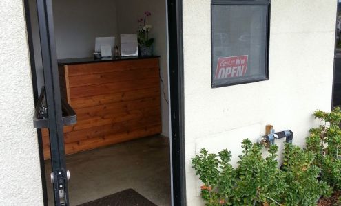 Bodega Shipping Co. Saint Helena