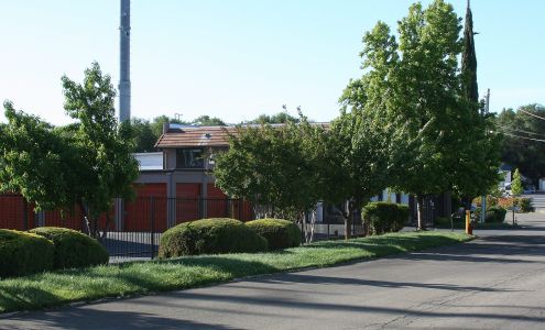 Four Corners Mini and RV Storage Redding