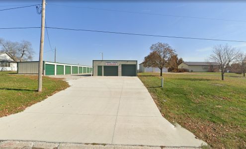 STORAGE SOLUTIONS IA/ Luminary Storage Oskaloosa