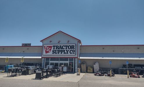 Tractor Supply Newton