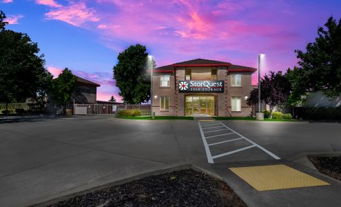 Storquest Self Storage