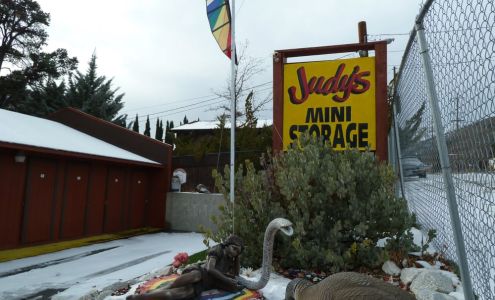 Judy's Mini Storage Frazier Park