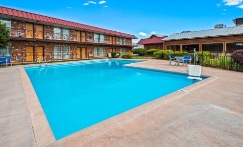 Rodeway Inn McPherson