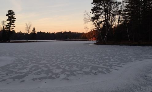 Breezy Pines Park & Storage