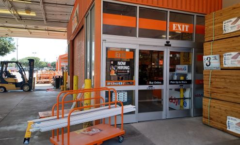 Tool & Truck Rental Center at The Home Depot