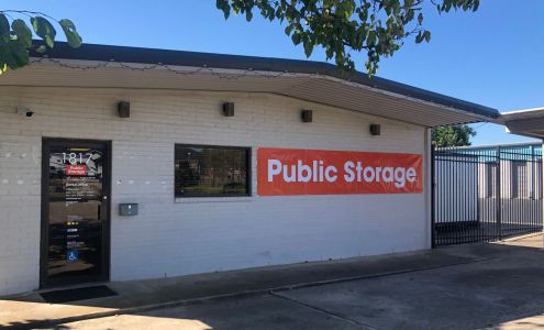 Public Storage