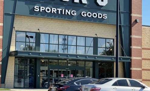 DICK'S Sporting Goods