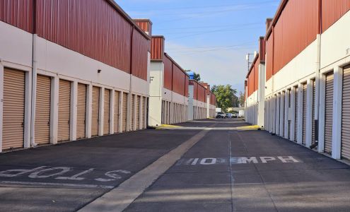 Security Public Storage South Gate