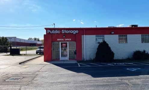 Public Storage