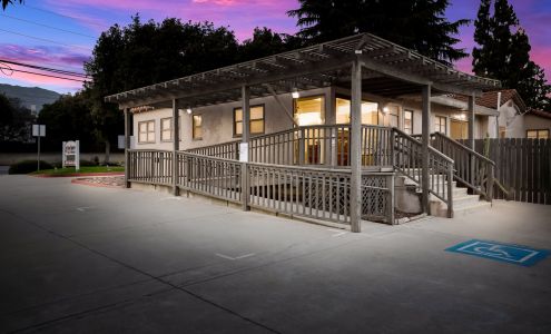 StorQuest Self Storage