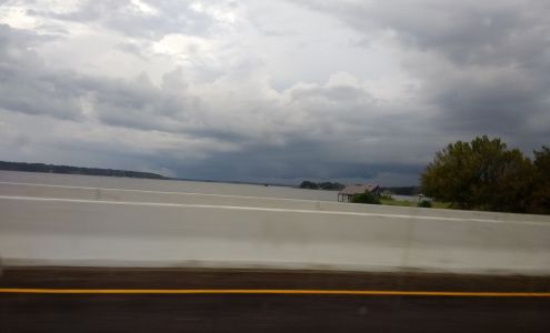 lake Palestine motor inn boat storage Frankston