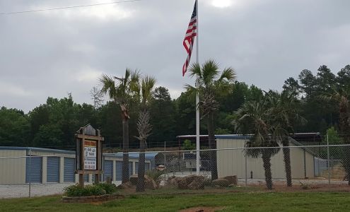 Lynwood Storage LLC Lancaster