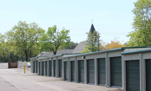 Elite Storage , LLC 2203 Woodland Ave Sanford