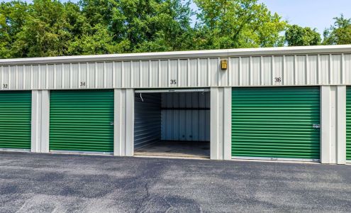American Secure Storage - Farragut