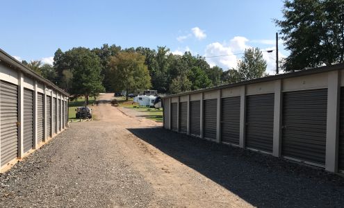 DOUBLE C SELF STORAGE Commerce