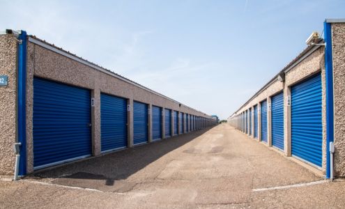 SecurCare Self Storage - Annex
