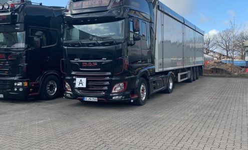M W Trucking