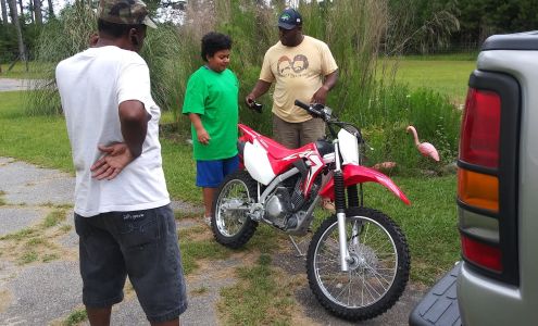 W & D Transport Newington