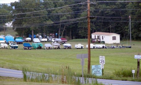Don's Boathouse & Marine Services James Creek