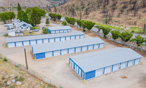 Pilgrim Storage & Apartments Coleville