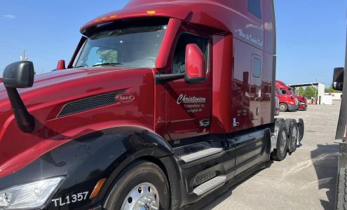 WS Edwards Trucking LLC Leola