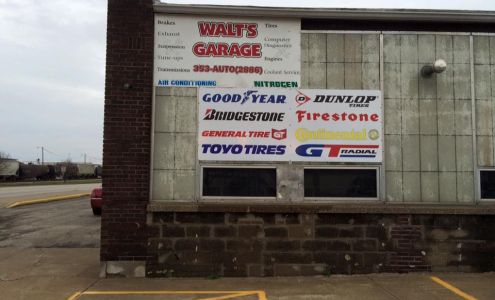 Walt's Garage Pekin