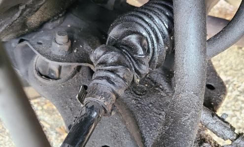 J & E Tire & Wheel Alignment