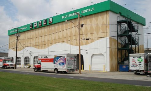 U-Haul Moving & Storage at Oakwood